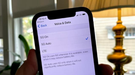 盐津苹果手机维修分享iPhone 12如何打开或关闭5G网络 